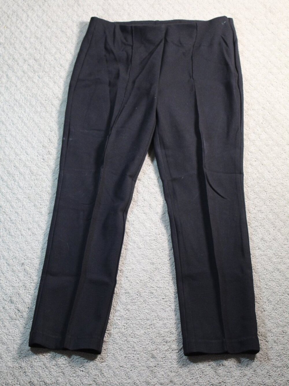 Chico's Size 1.5 / 10 Straight Leg Pintuck Side Zip Dress Pants Black Stretch